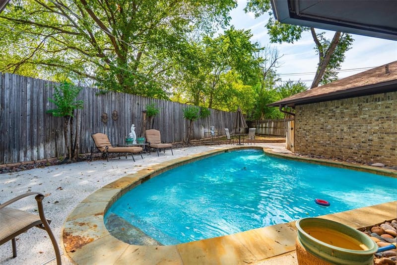 1903 Moody Court, Arlington TX 76012 - Photo 35