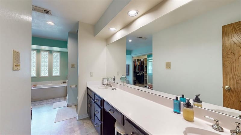 20 Creekmere Drive, Trophy Club TX 76262 - Photo 15