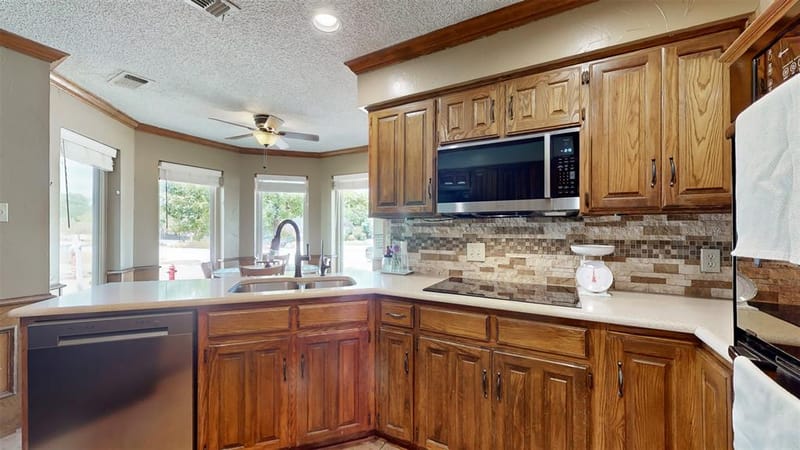 20 Creekmere Drive, Trophy Club TX 76262 - Photo 8