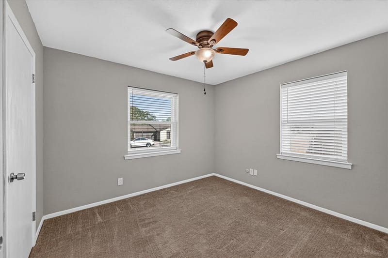 1121 Greendale Drive, Bedford TX 76022 - Photo 18