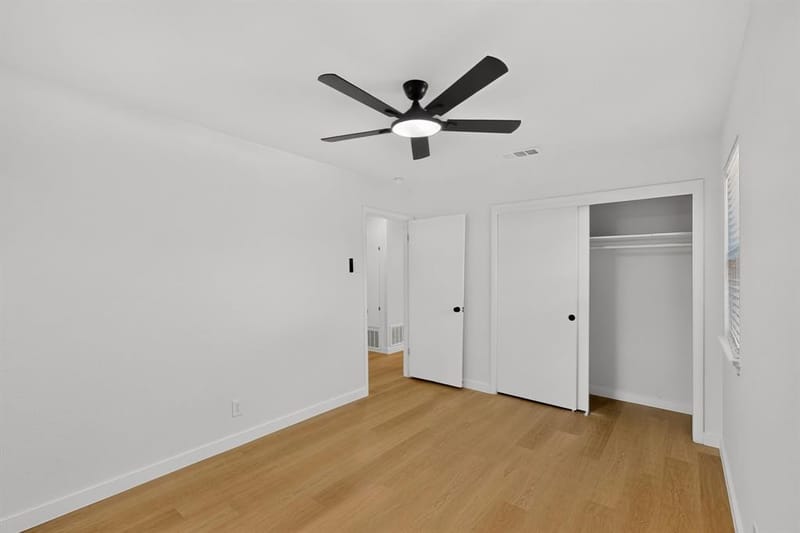 206 W Ridgewood Drive, Garland TX 75041 - Photo 26