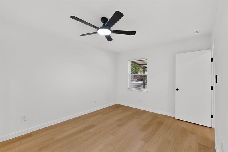 206 W Ridgewood Drive, Garland TX 75041 - Photo 29
