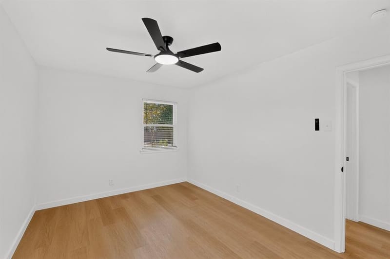 206 W Ridgewood Drive, Garland TX 75041 - Photo 25