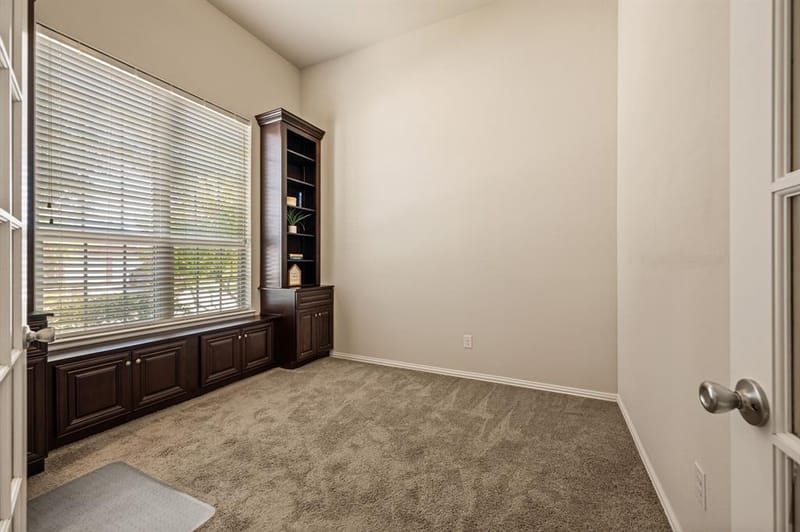613 Ricochet Drive, Fort Worth TX 76131 - Photo 6