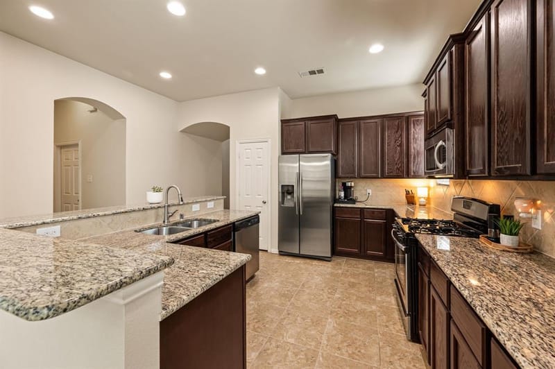 613 Ricochet Drive, Fort Worth TX 76131 - Photo 12