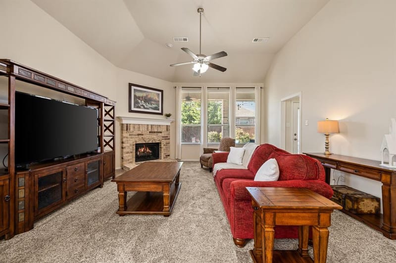613 Ricochet Drive, Fort Worth TX 76131 - Photo 10