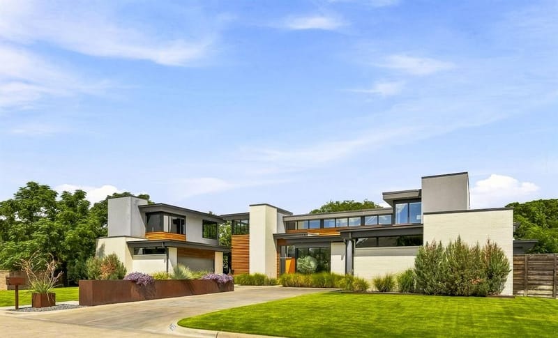 9360 Lakemont Drive, Dallas TX 75220