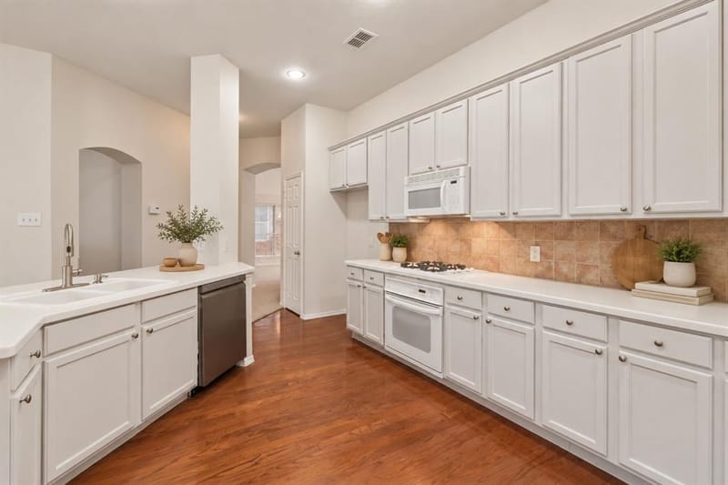 1699 Garrison Drive, Frisco TX 75033 - Photo 9