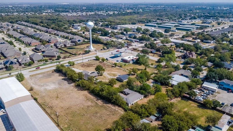 203D Kings Road, Hackberry TX 75036 - Photo 13