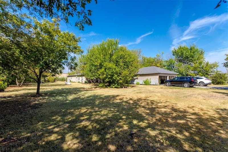 203D Kings Road, Hackberry TX 75036 - Photo 18
