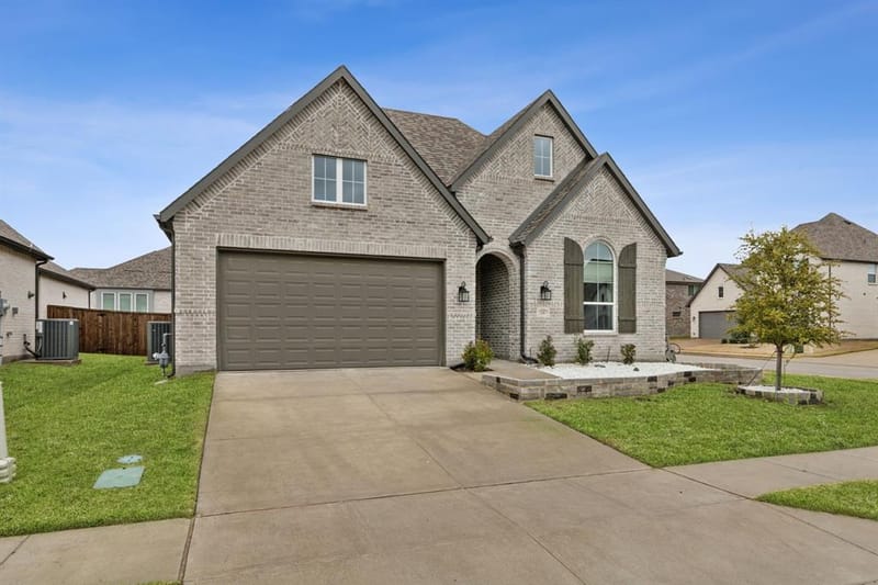 1104 Holcombe Drive, Anna TX 75409