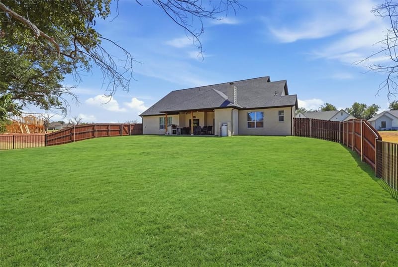 2181 Middlewood Circle, Granbury TX 76049 - Photo 37