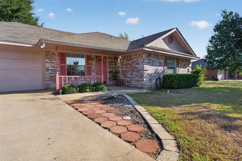 711 Plum Street, Joshua TX 76058