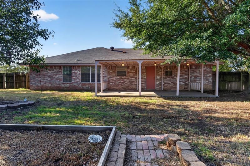 711 Plum Street, Joshua TX 76058 - Photo 28