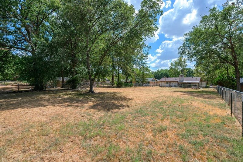503 Wes Michael Road, Bonham TX 75418 - Photo 23