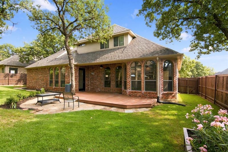 7921 Shady Oaks Drive, North Richland Hills TX 76182 - Photo 30