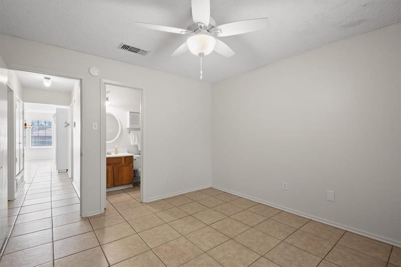811 Woodland Court, Kennedale TX 76060 - Photo 7