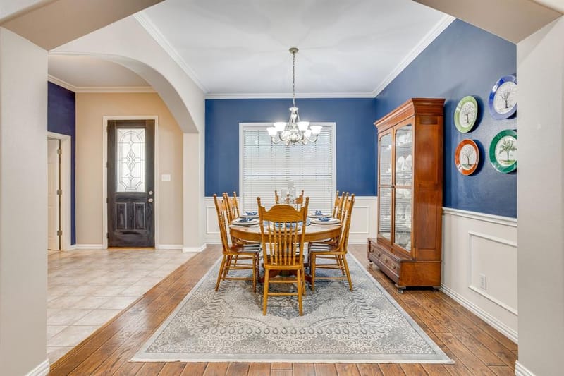 427 Shenandoah Drive, Burleson TX 76028 - Photo 6