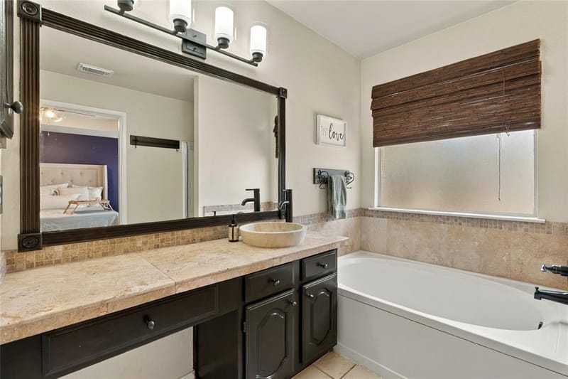 1024 Hiawatha Court, Saginaw TX 76131 - Photo 25