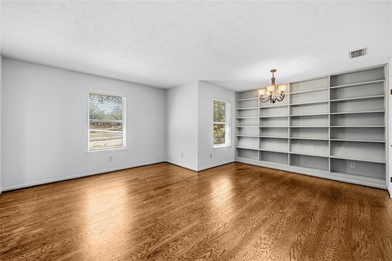 2433 Pinehurst Lane, Mesquite TX 75150 - Photo 6