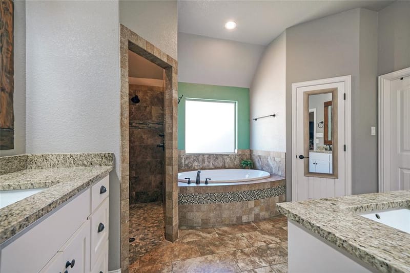 114 Summer Stone Court, Weatherford TX 76087 - Photo 21
