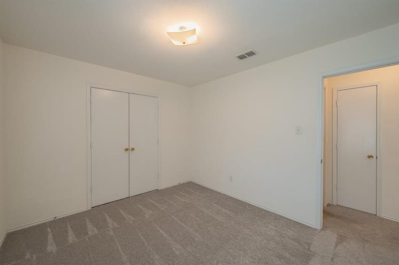 6833 Bluff View Drive, Watauga TX 76137 - Photo 33