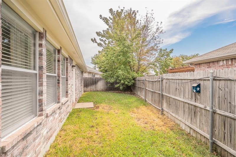 6833 Bluff View Drive, Watauga TX 76137 - Photo 39