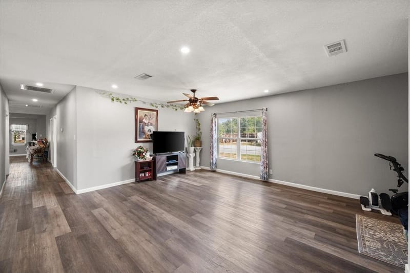 918 Martin Luther King Jr Boulevard, Corsicana TX 75110 - Photo 13