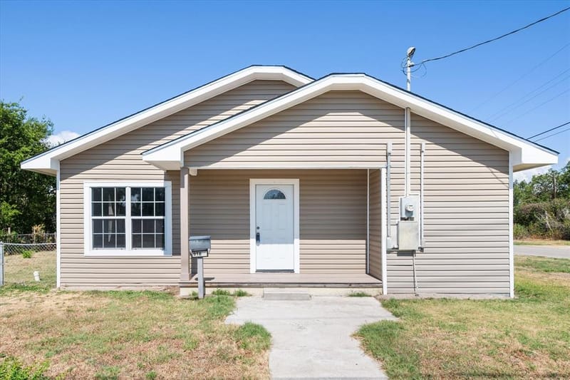 918 Martin Luther King Jr Boulevard, Corsicana TX 75110 - Photo 3
