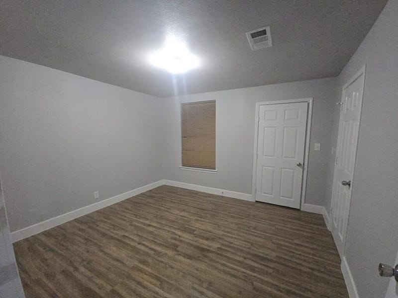 621 E 8th Street, Bonham TX 75418 - Photo 6