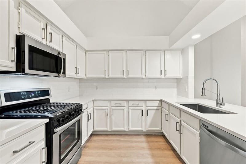 8405 Liberty Lane, Rowlett TX 75089 - Photo 6