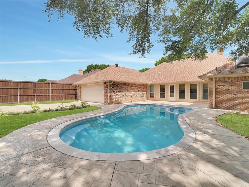1304 Carriage Creek Drive, DeSoto TX 75115 - Photo 32