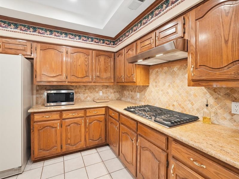 1304 Carriage Creek Drive, DeSoto TX 75115 - Photo 20