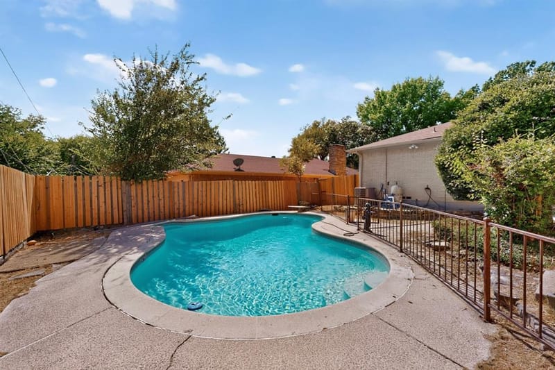 4714 Chilton Drive, Dallas TX 75227 - Photo 32