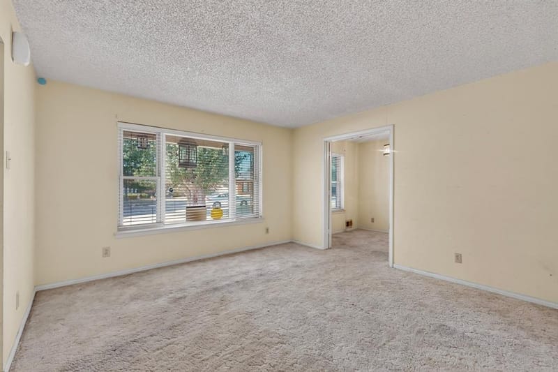 4714 Chilton Drive, Dallas TX 75227 - Photo 8