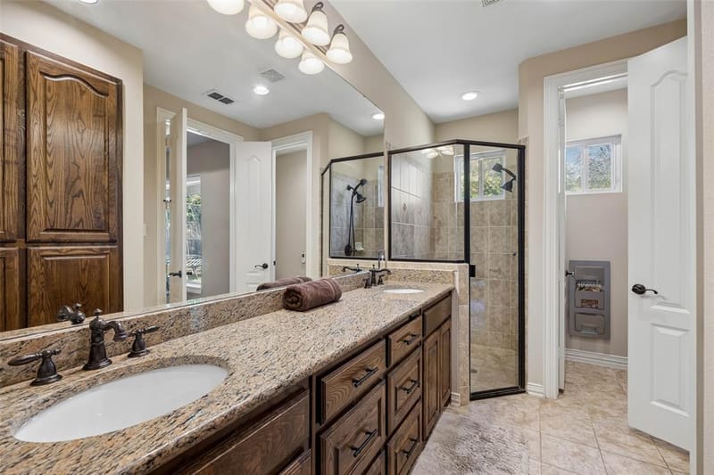 8707 Daytonia Avenue, Dallas TX 75218 - Photo 18