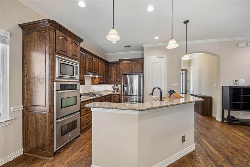8707 Daytonia Avenue, Dallas TX 75218 - Photo 11