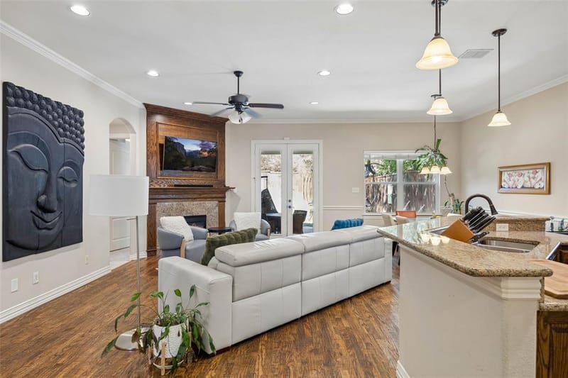 8707 Daytonia Avenue, Dallas TX 75218 - Photo 8