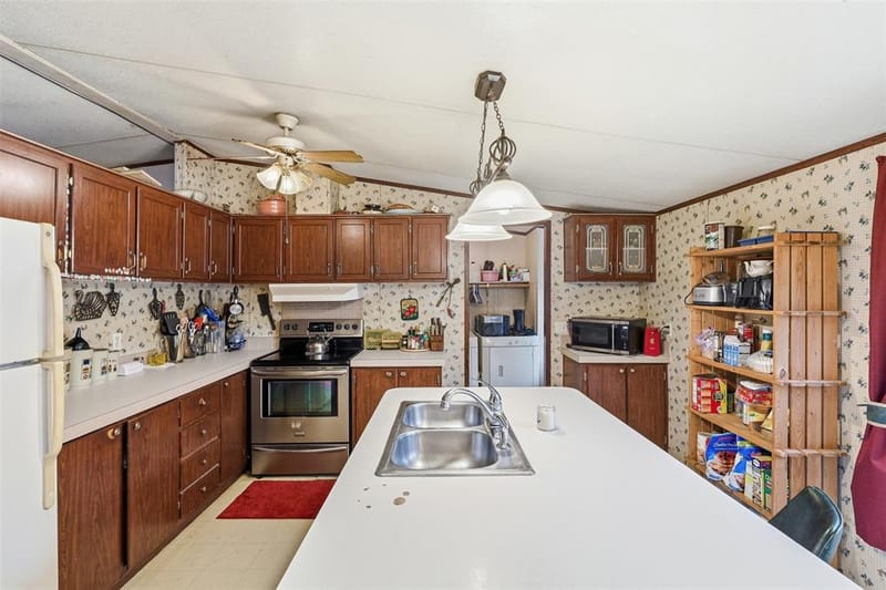 900 Cedar Break Court, Cleburne TX 76033 - Photo 13