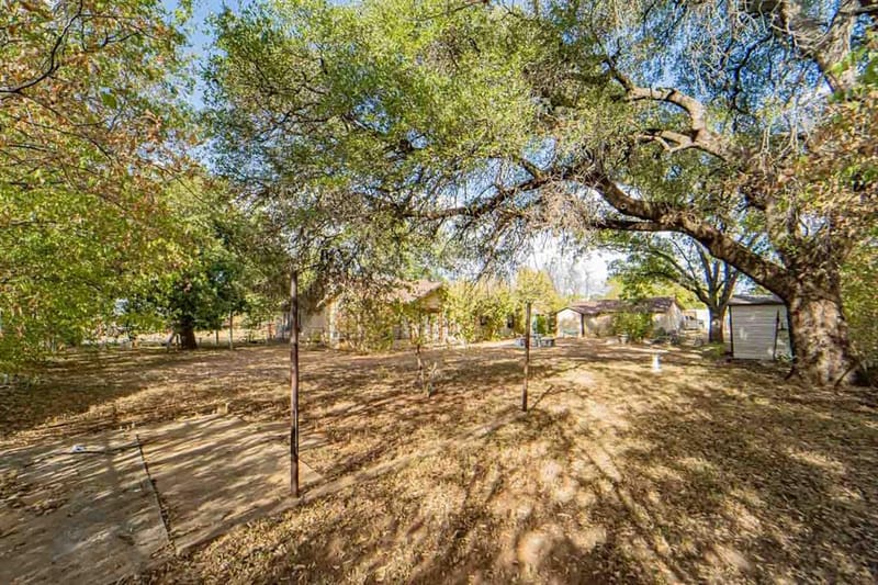901 W Hullum Street, Breckenridge TX 76424 - Photo 8