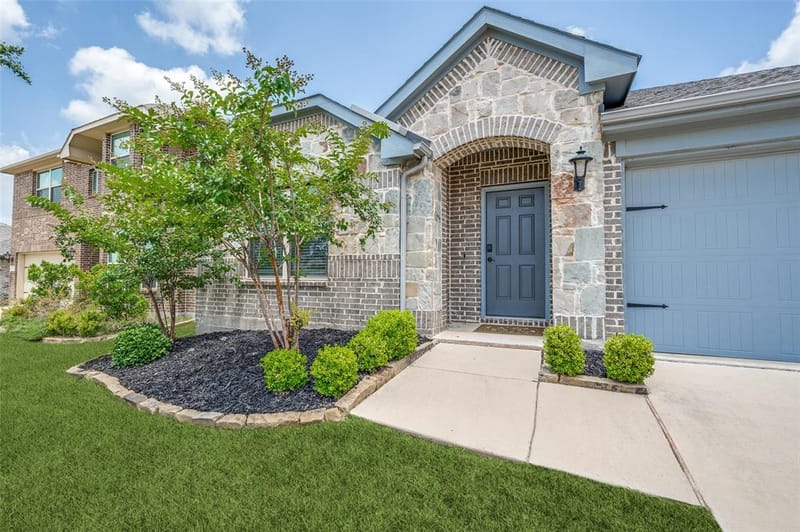 1305 Coyote Ridge, Aubrey TX 76227 - Photo 3