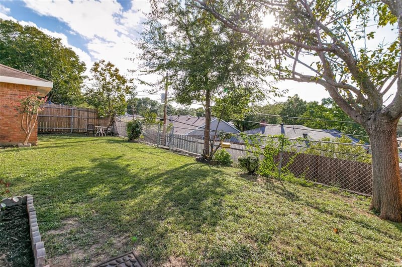 6300 Canyon Circle, Fort Worth TX 76133 - Photo 17