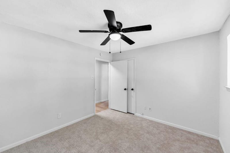 2416 Glacier Street, Irving TX 75062 - Photo 23