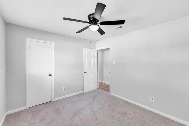 2416 Glacier Street, Irving TX 75062 - Photo 25