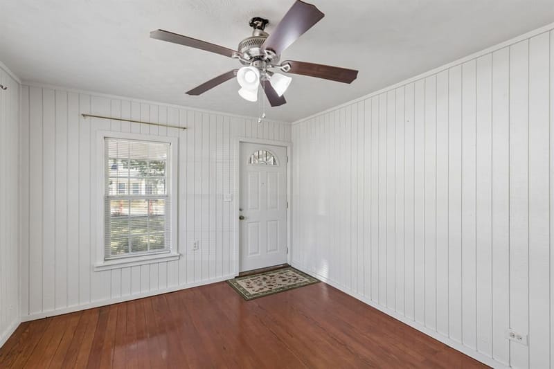 627 Hartsdale Drive, Dallas TX 75211 - Photo 6