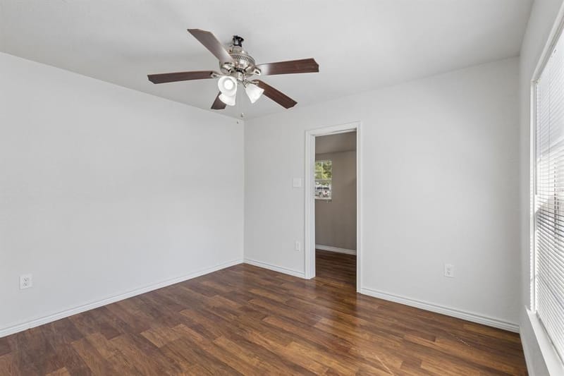 627 Hartsdale Drive, Dallas TX 75211 - Photo 16