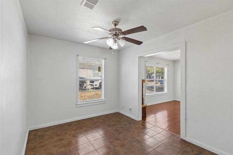 627 Hartsdale Drive, Dallas TX 75211 - Photo 22