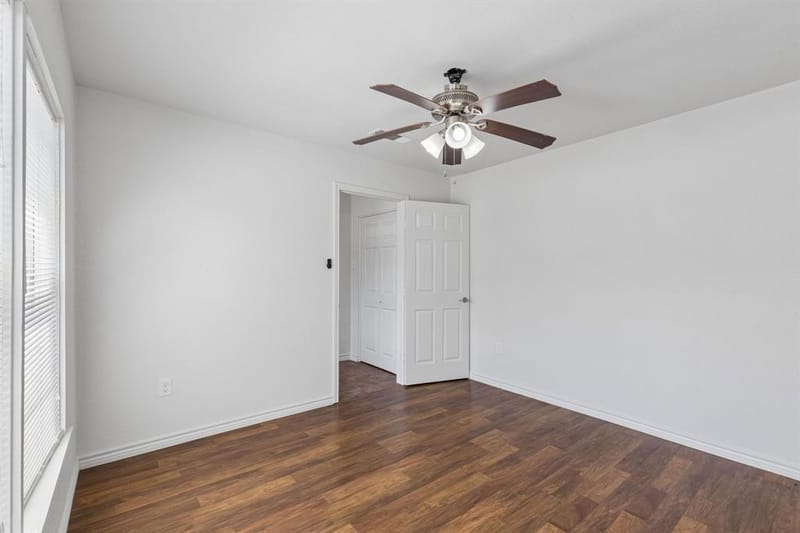 627 Hartsdale Drive, Dallas TX 75211 - Photo 15