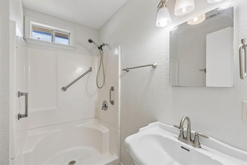 627 Hartsdale Drive, Dallas TX 75211 - Photo 25