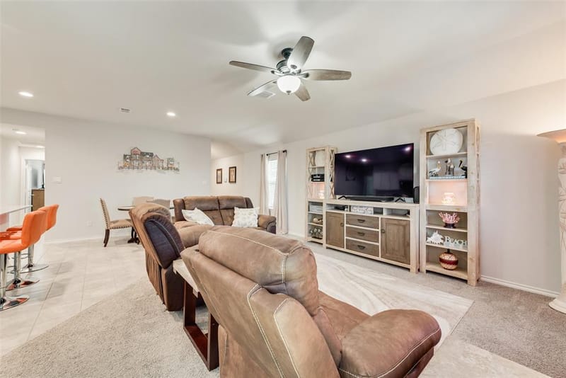 705 Whitecomb Lane, Justin TX 76247 - Photo 7